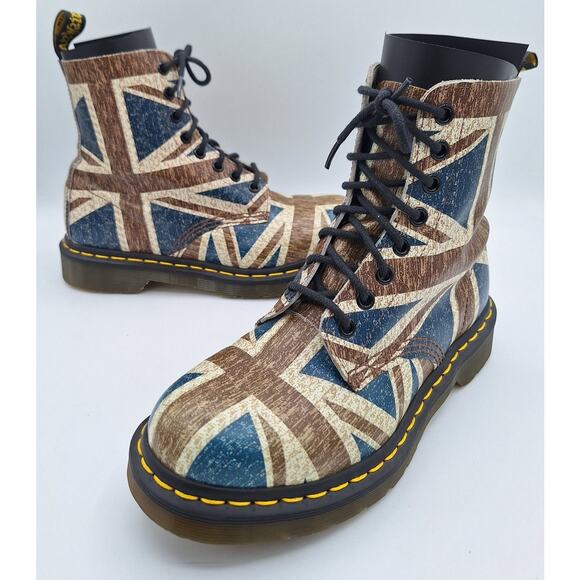 Dr Martens Pascal Virginia Union Jack British Flag Boots US Size 7 UK 5 GREAT - Picture 2 of 16